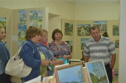 Члены ТО &laquo;Енисей&raquo; обсуждают пленэрные работы